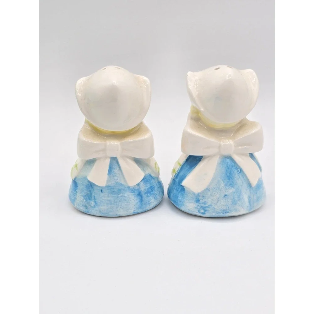 Vintage Holland Girls Dutch Sister Maid‎ Dress Salt and Pepper Shakers Japan